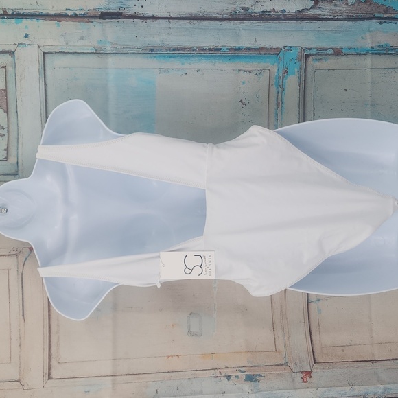 Fox swim x Shani Grimmond Hamptons One Piece - Picture 3 of 7